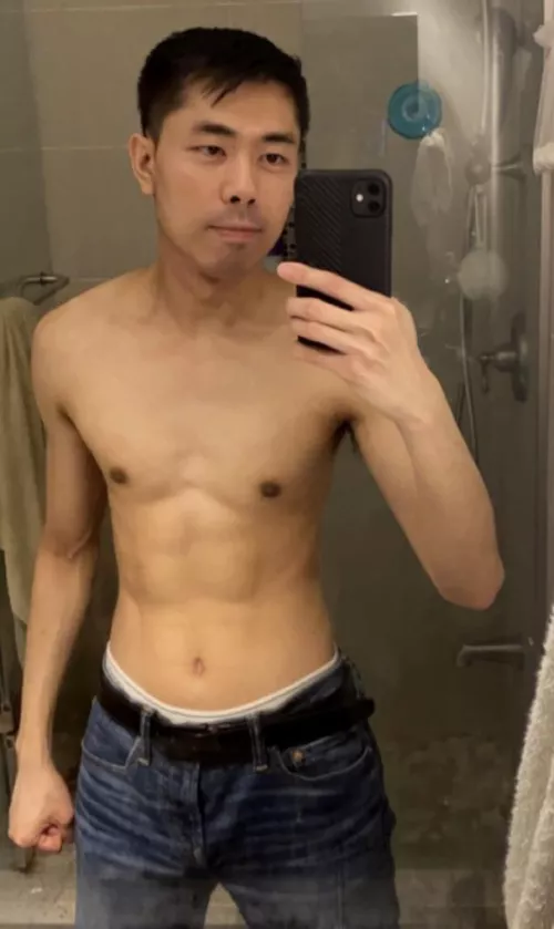 Starting to work out 😅 Any Apex players here looking to make new friends?