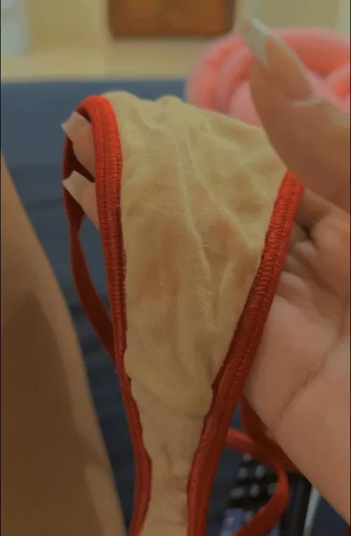 Thankyou u/wolfsame2511 for making me cum while hubby was sleeping🙈👅[image]