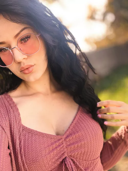 These turn PINK when I go outside and I just had to tell someone. 💗