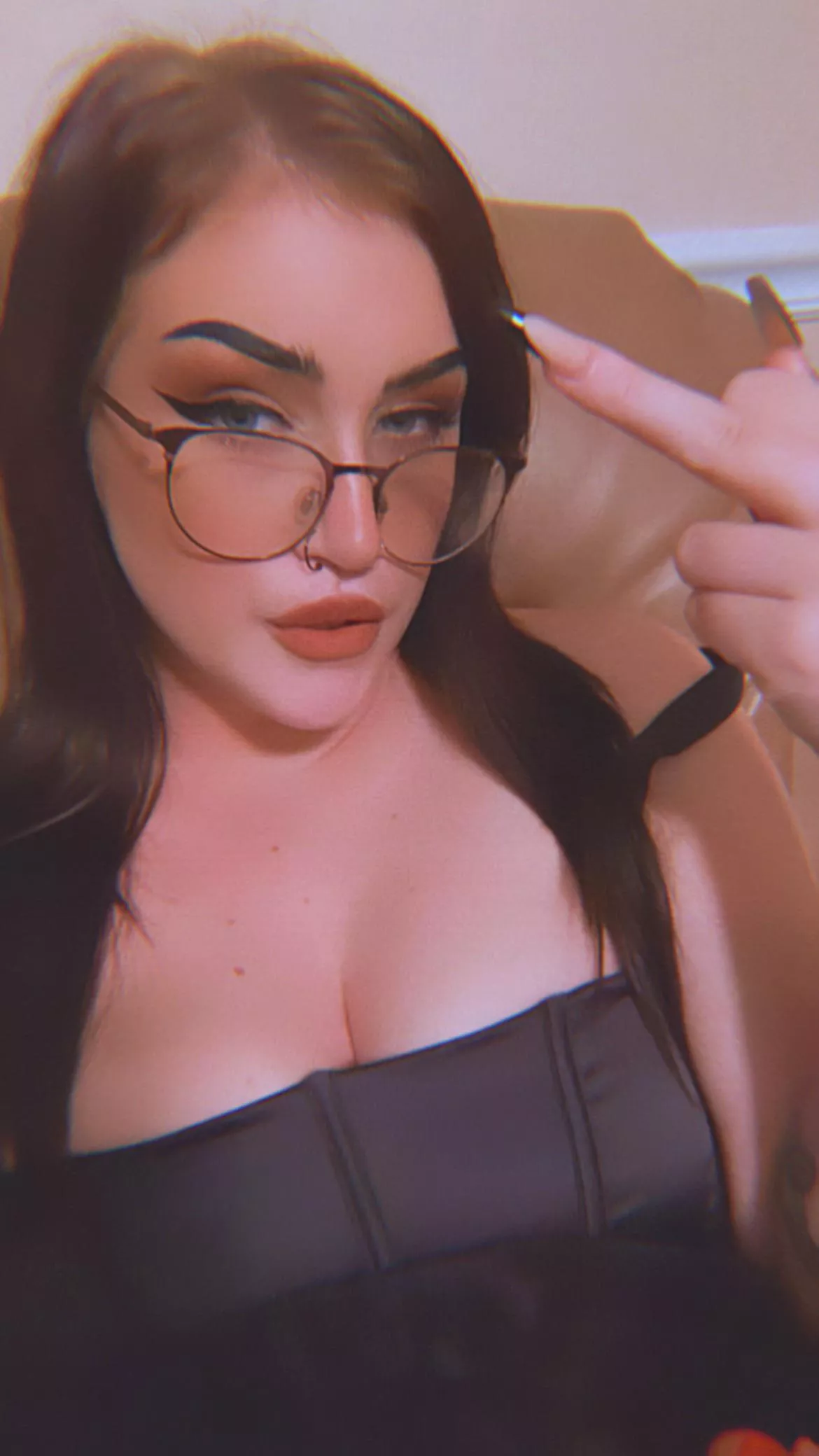 Upvote if your shrimp dick is smaller than my middle finger [domme]