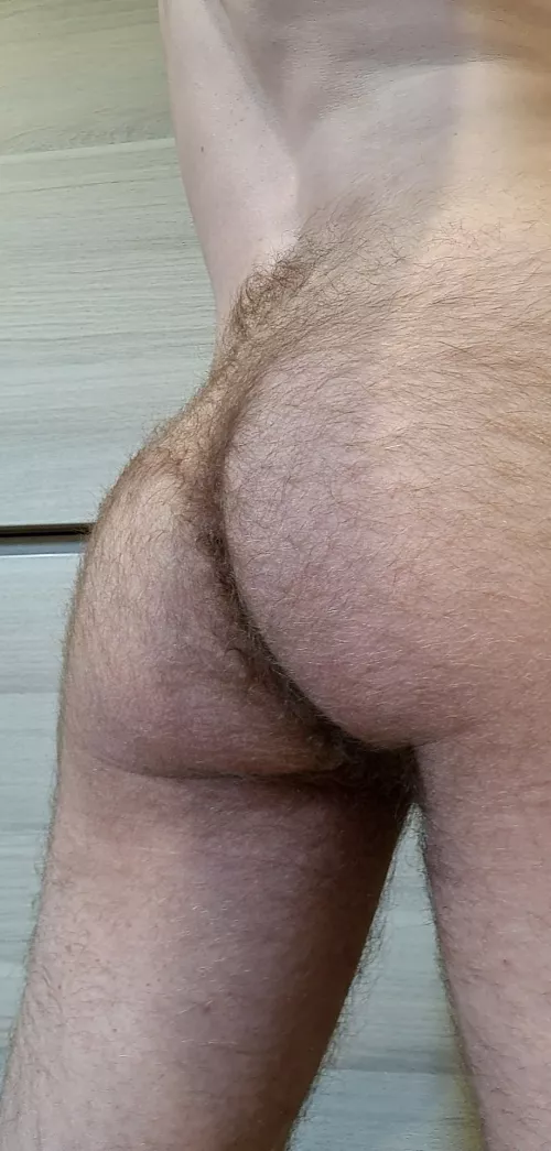 Wanna grab my small hairy ass?