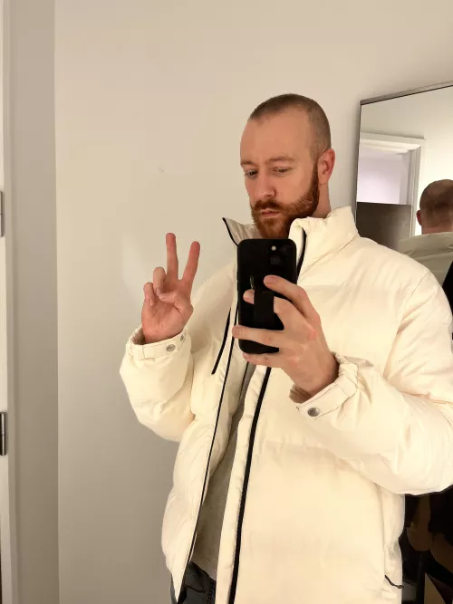 White puffy jacket, yes or no?😅