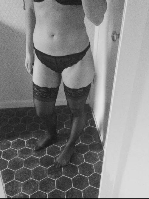 who else loves stockings?