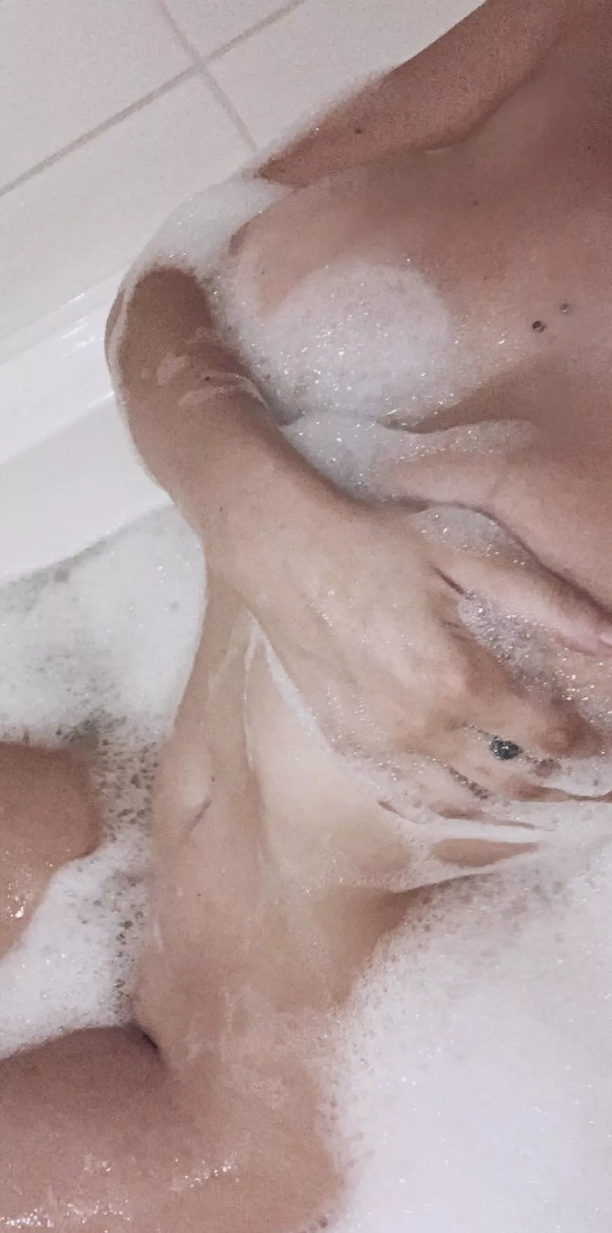 Would you take me in the bath tub?