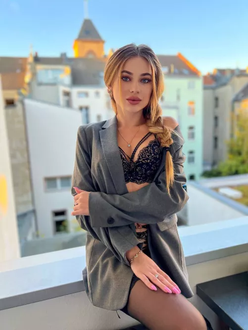 Would you take me on a date?