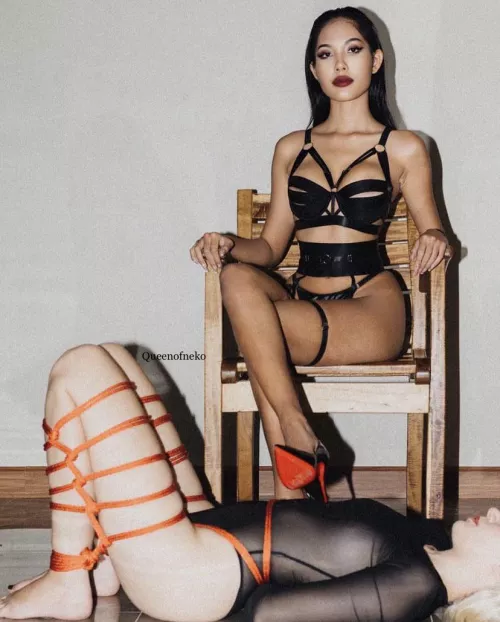 Your queen is right here!!