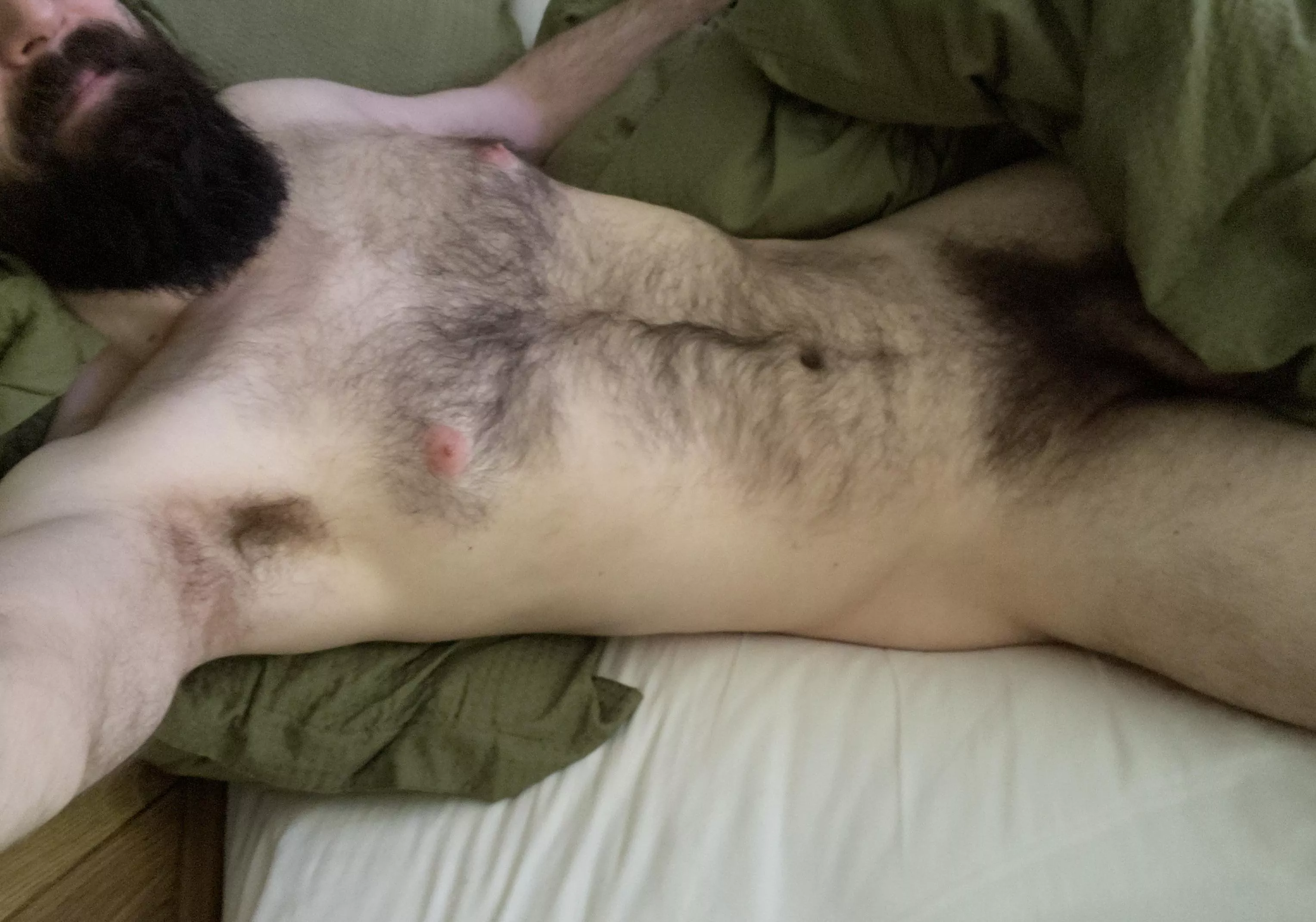 [42] Happy Monday! If I sent you this picture would you sack off work today and get back in bed with me?