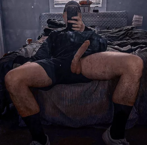 Any bros that would sit here between my legs? (26)