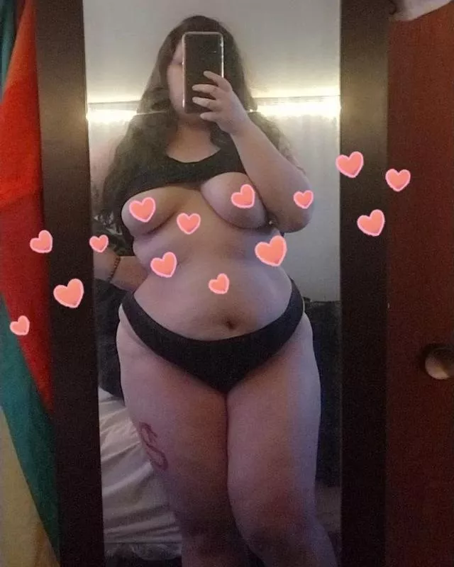 bet me as a reward for your friends 🥴