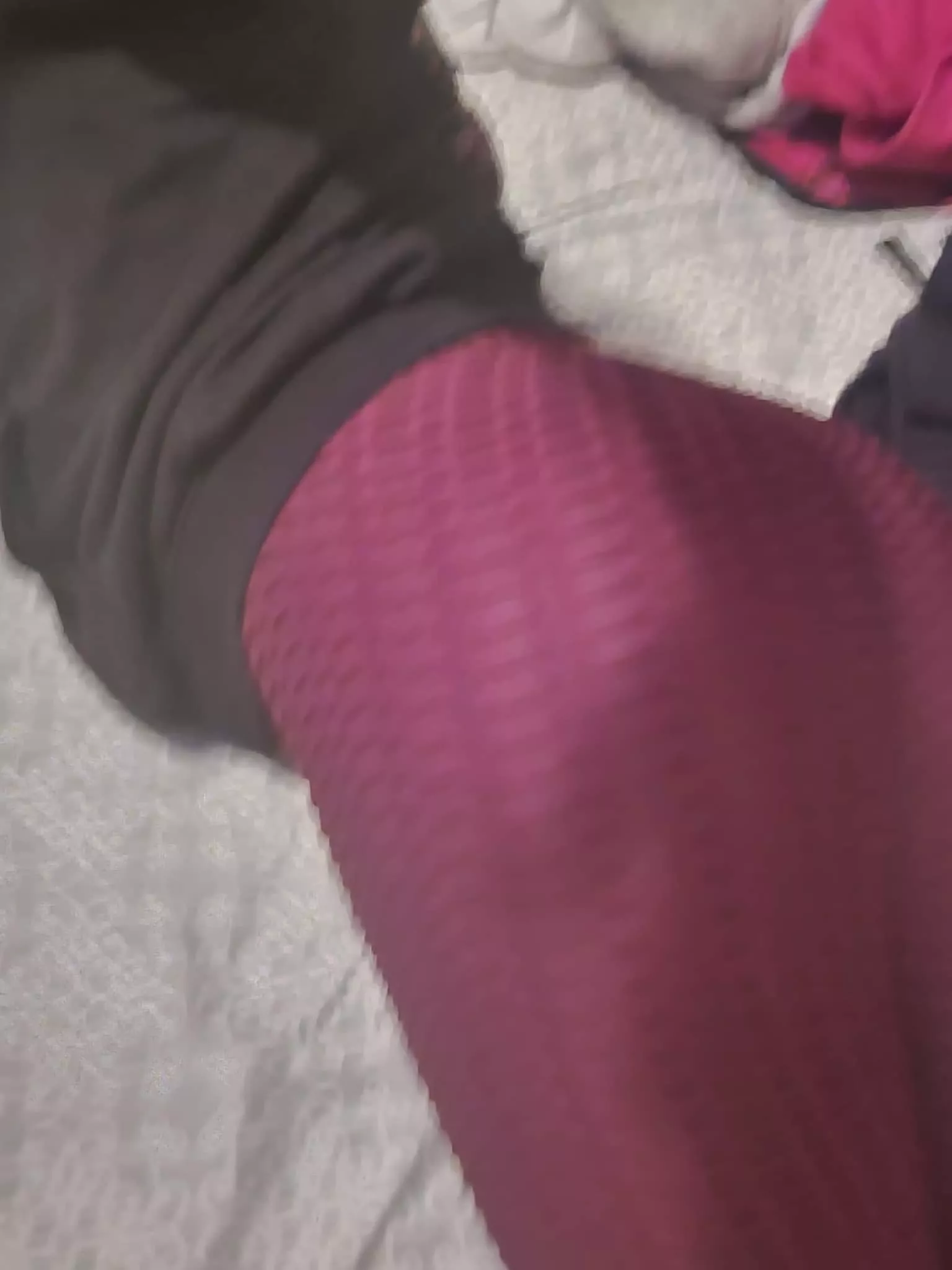 Bi curious bottom [M]