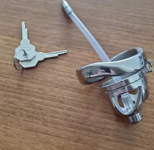 Can I be your keyholder? 🥰