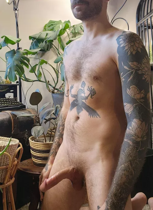 Can I be your plant daddy? 🪴