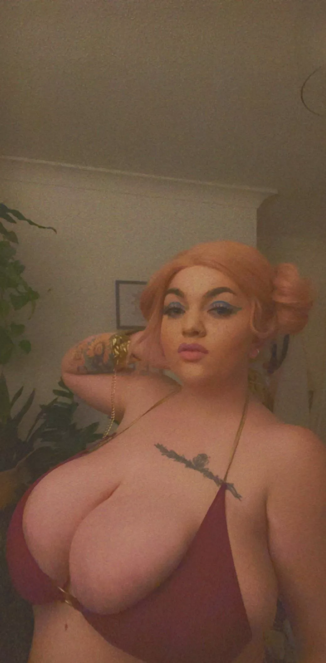 Decided to try my Princess Leia slave outfit on. I don’t think it fits. …