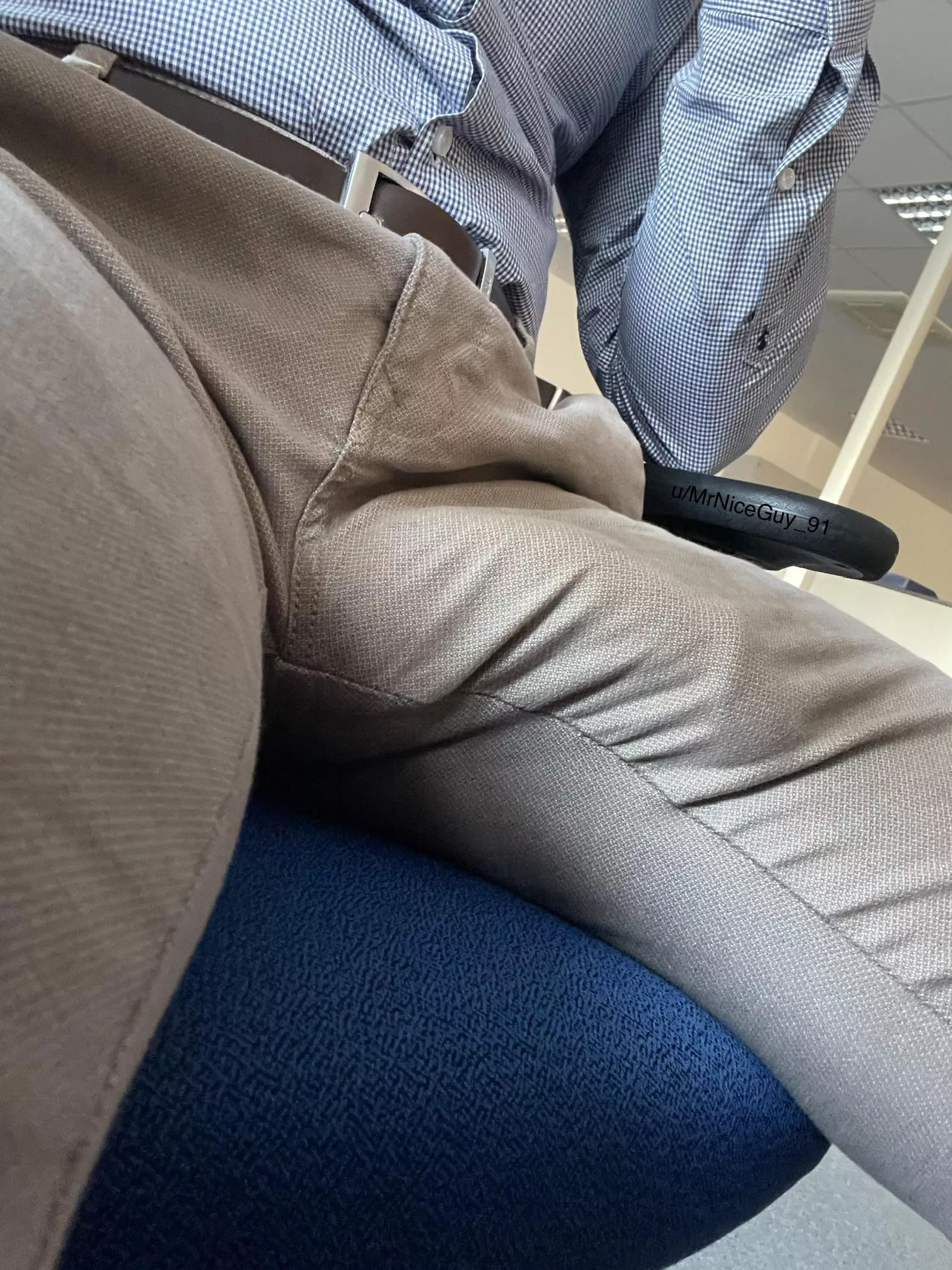 Freeballing in the office made me hard.