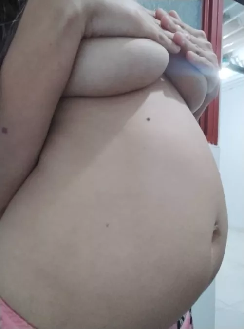 Good afternoon dad happy Sunday let's warm up daddy