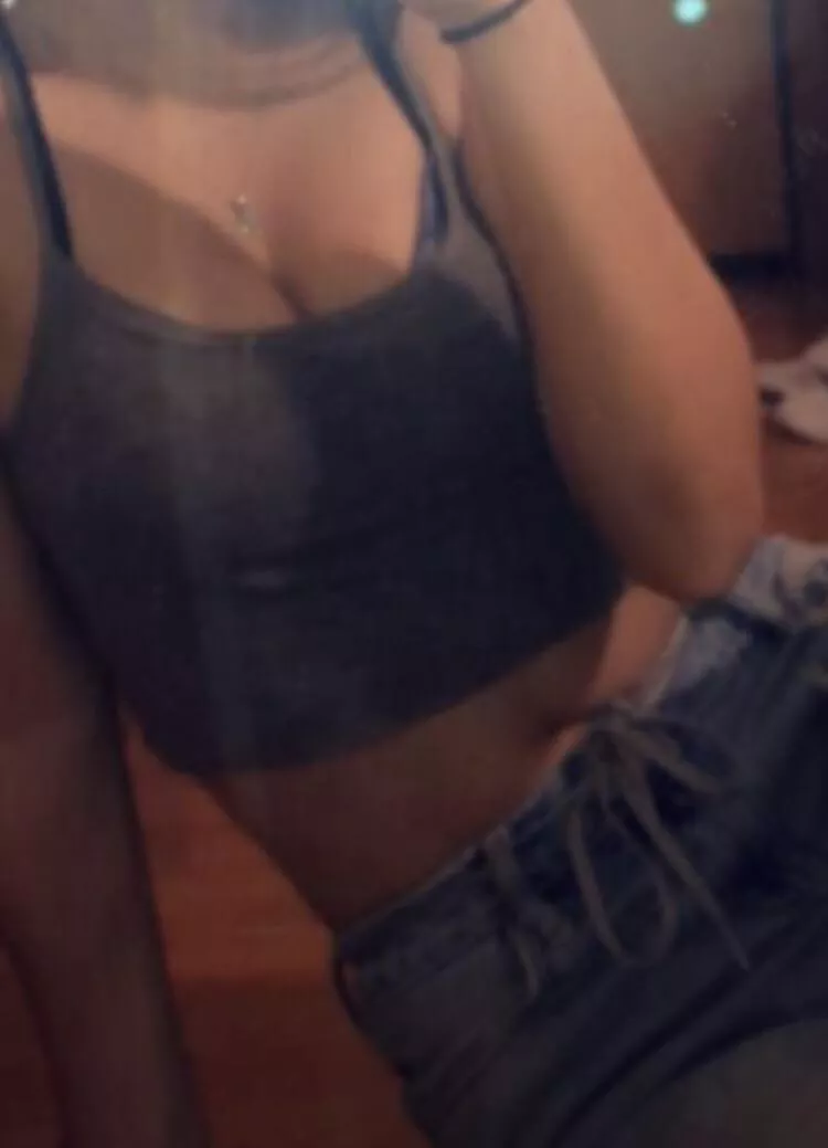 Gray top
