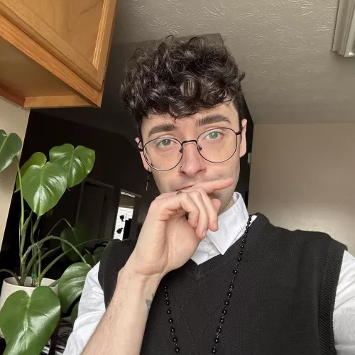 Happy Monday, friends 😚