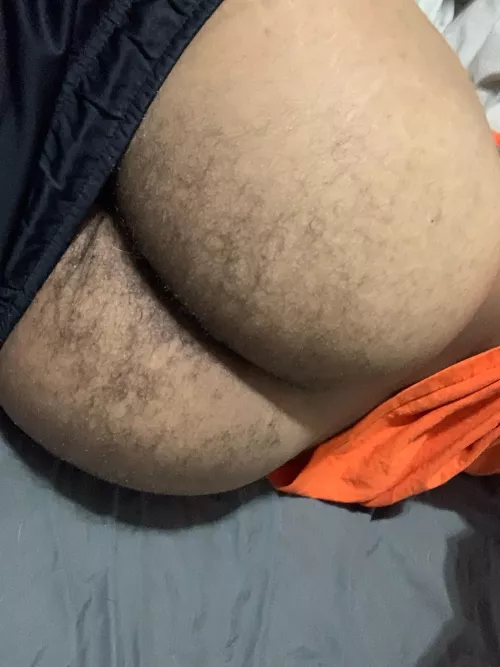 Haven’t posted anything in a hot minute, have some cake 🍰