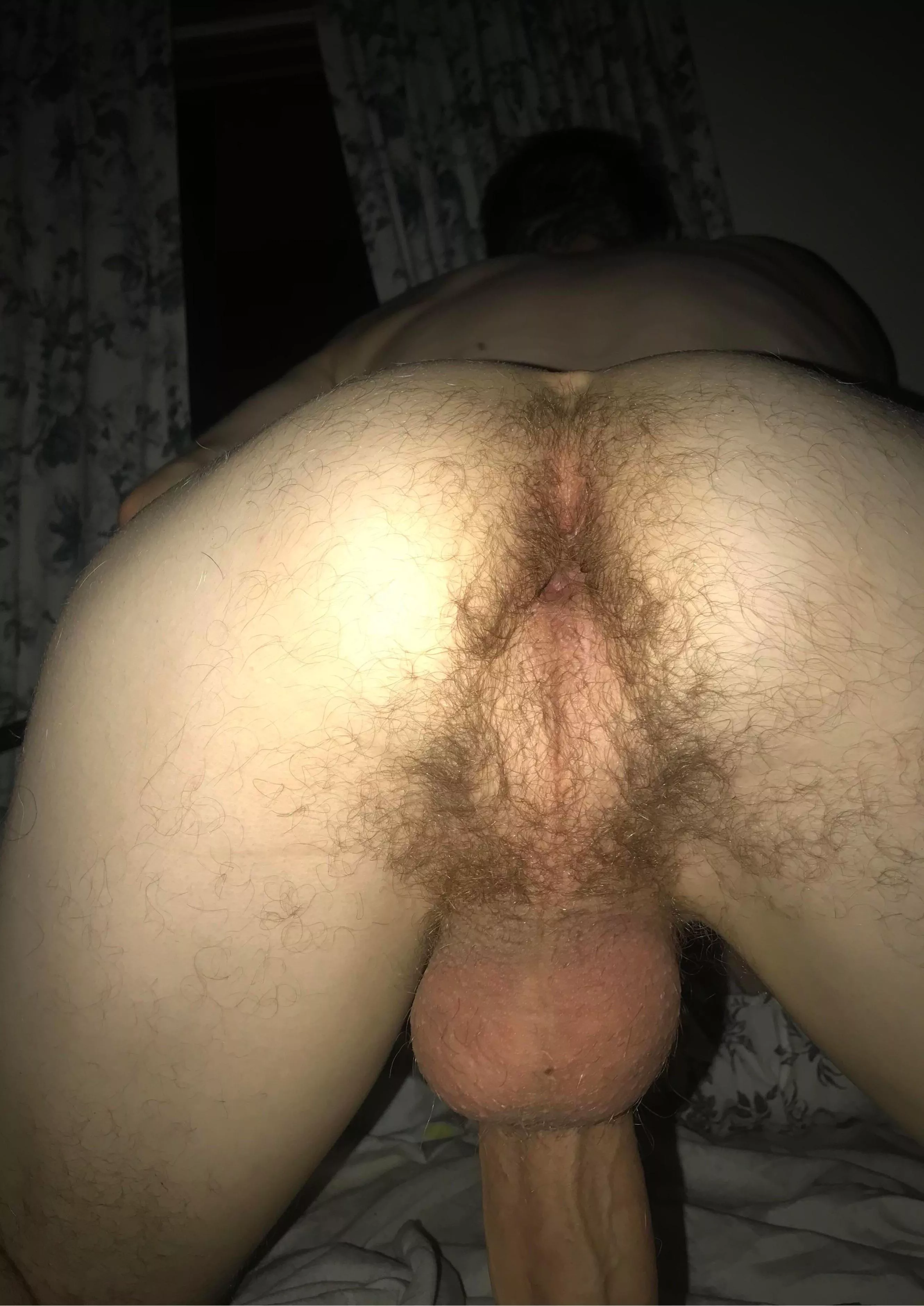 I like bending over for a hot guy