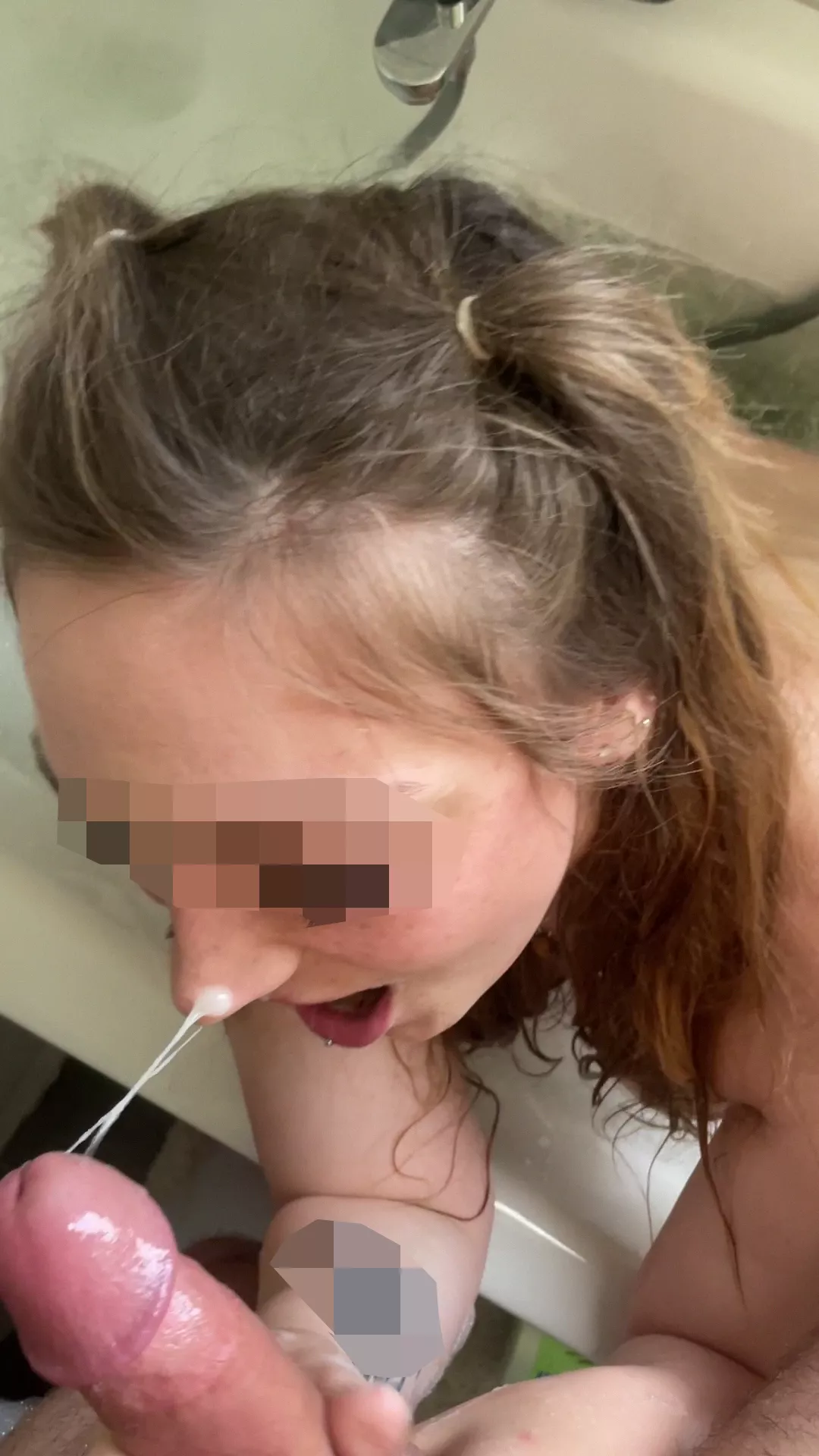 i love to finish him all over me in the tub :-)