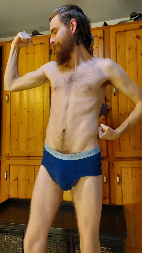 I might be skinny, but my forearms are fit!