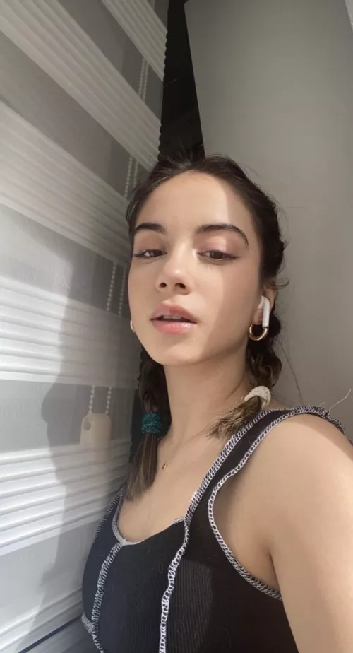 i think my sexy friend will make you harder, dm me for more and trib 🥵