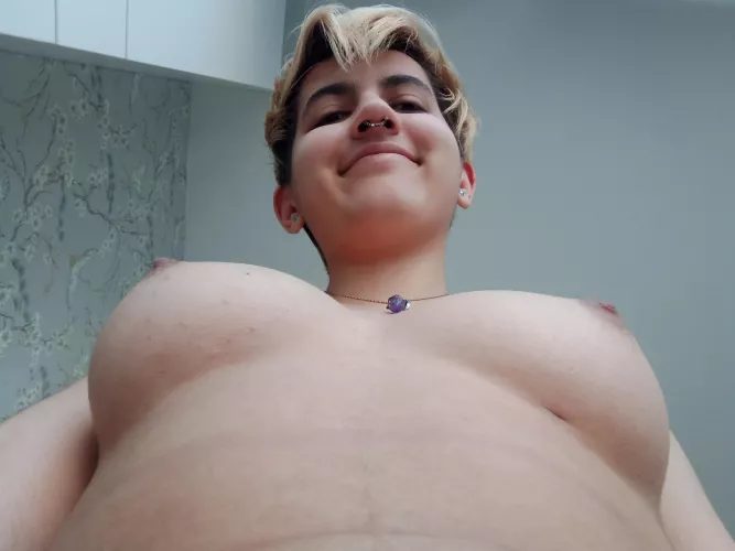 If you lay your head on my lap, this is the view you'll get 😜