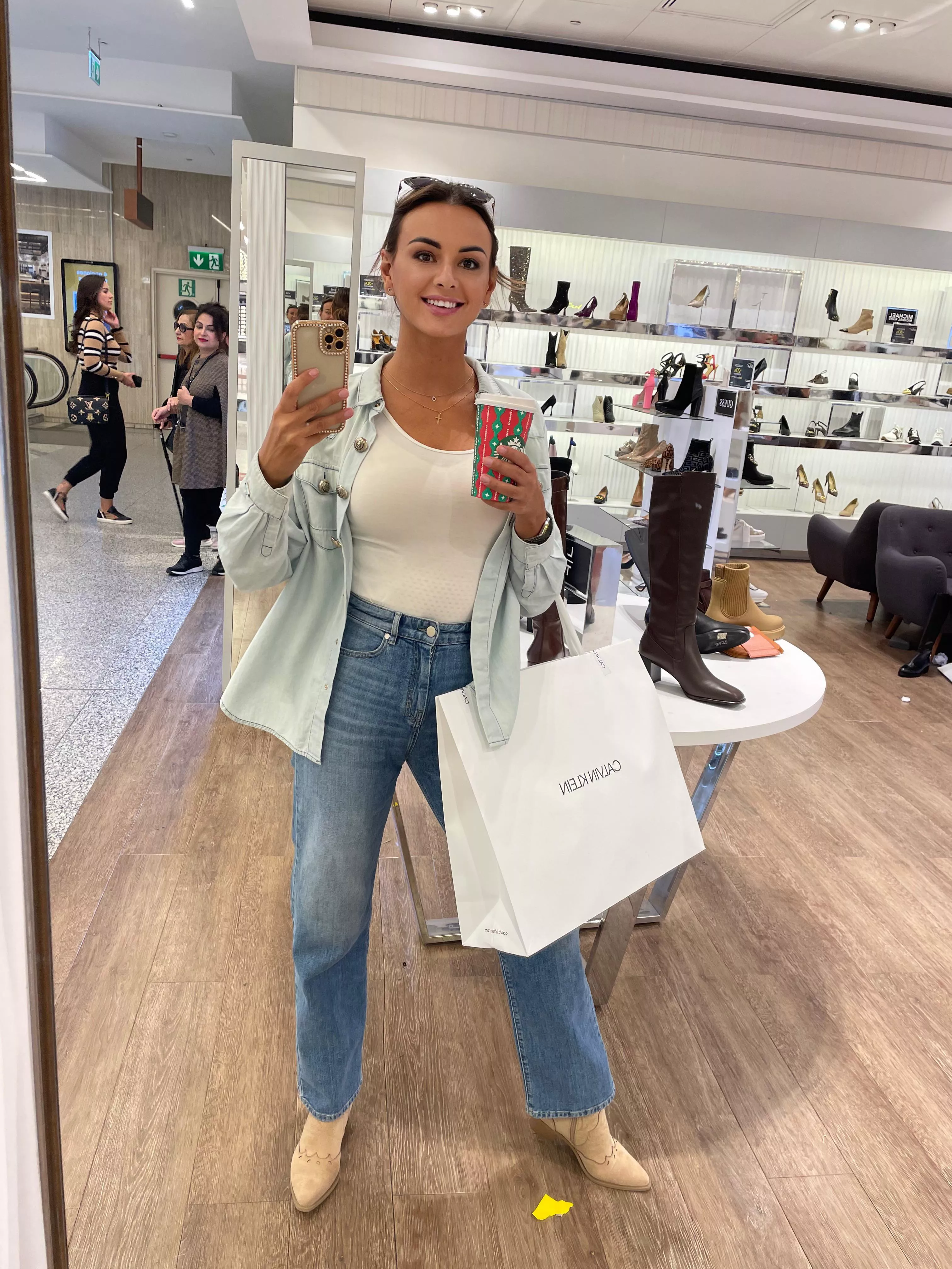 I’m happy after Black Friday! I have got many tight shirts!