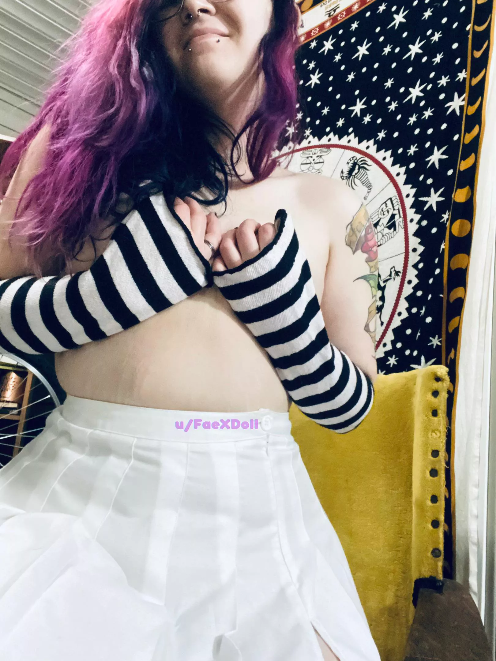 I'm not wearing any panties under my skirt