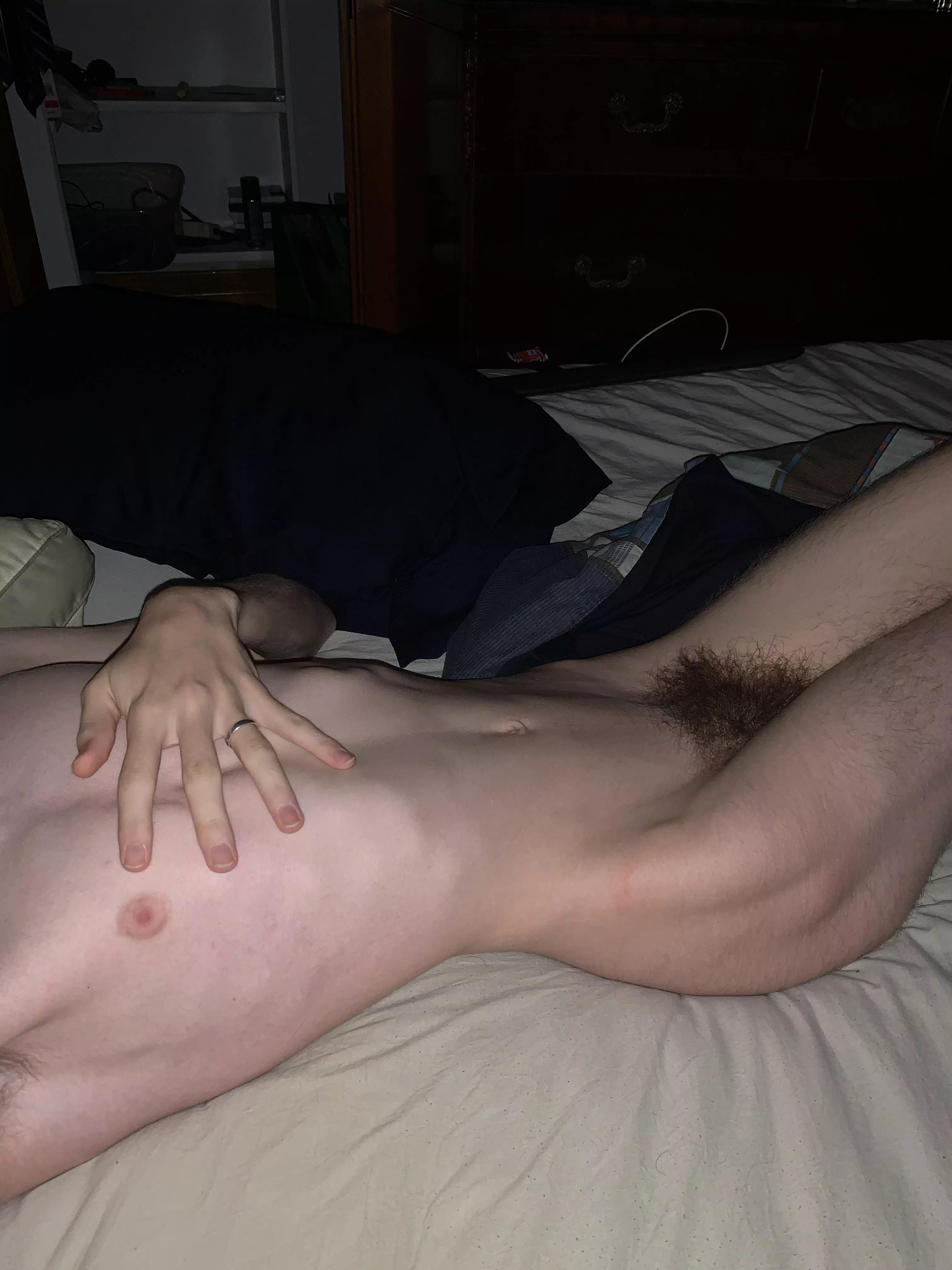 Is it okay if I’m a twink with a bush >~<