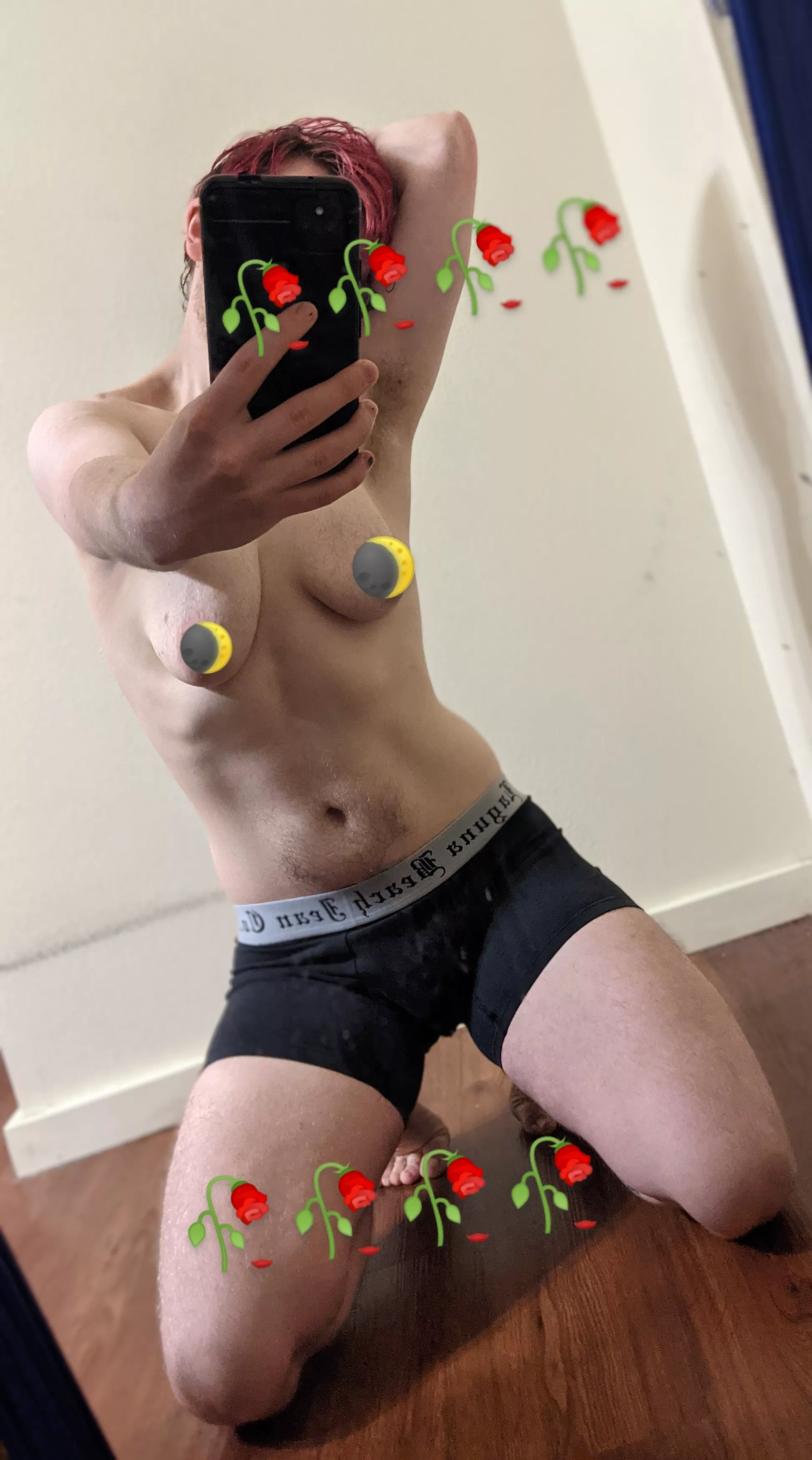 just took a shower 💦💦💦 (he/him)