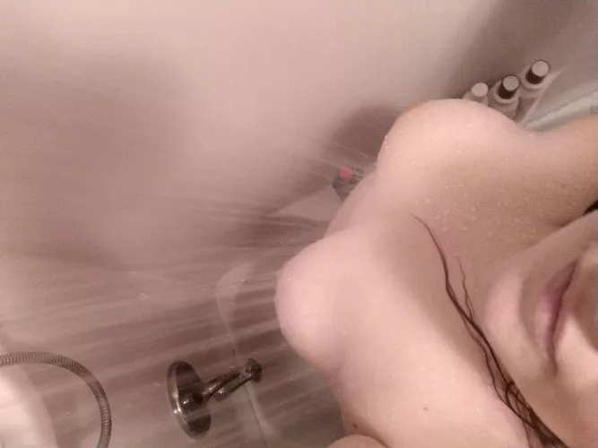 Little droplets making their way down