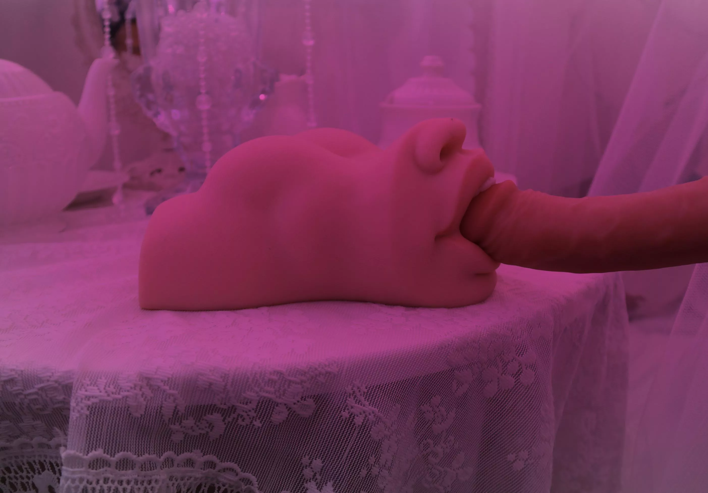 Looking for someone could replace my toy😍