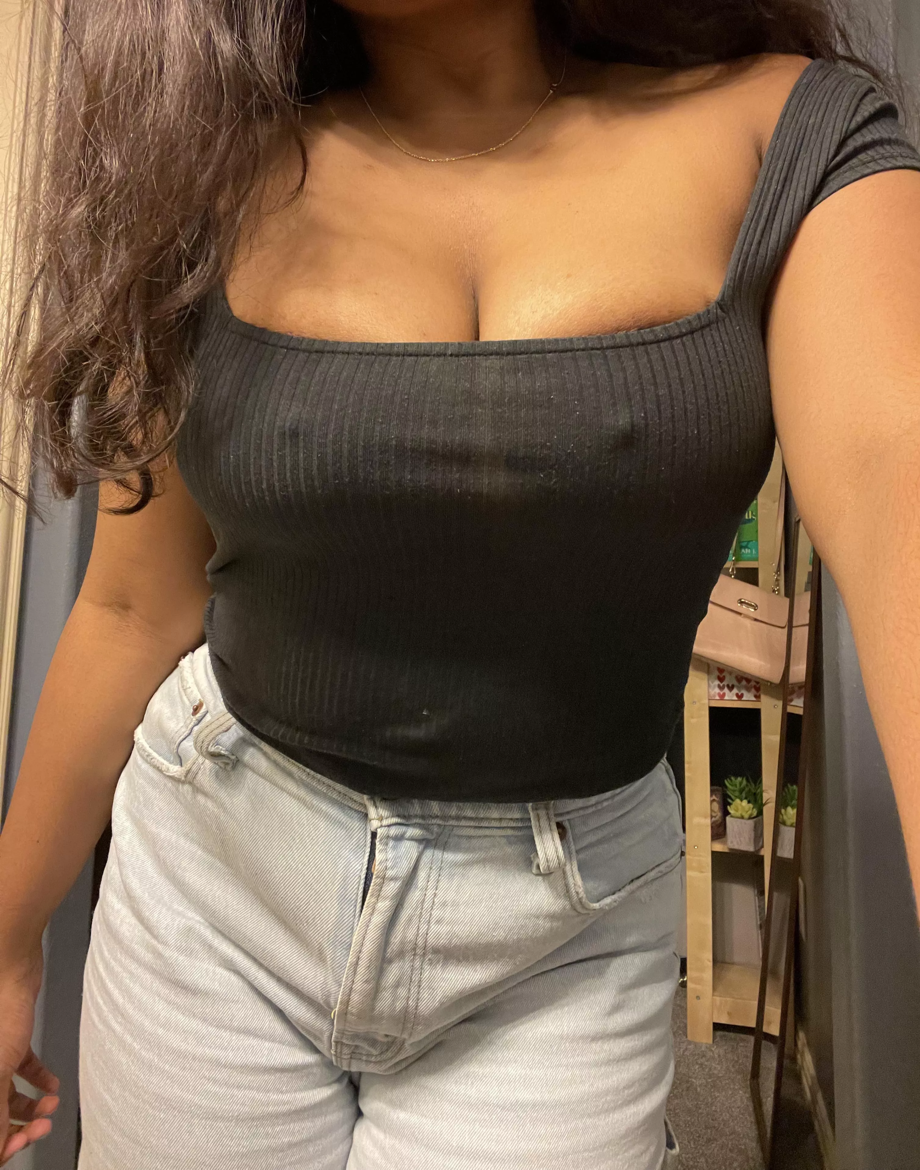 meeting a guy friend for drinks