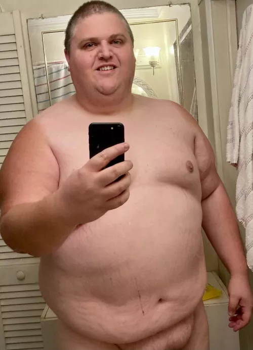 Monday’s gonna suck so enjoy me now.🤪