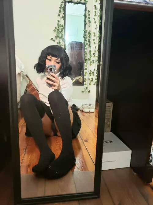 My eyes are up here 🙃