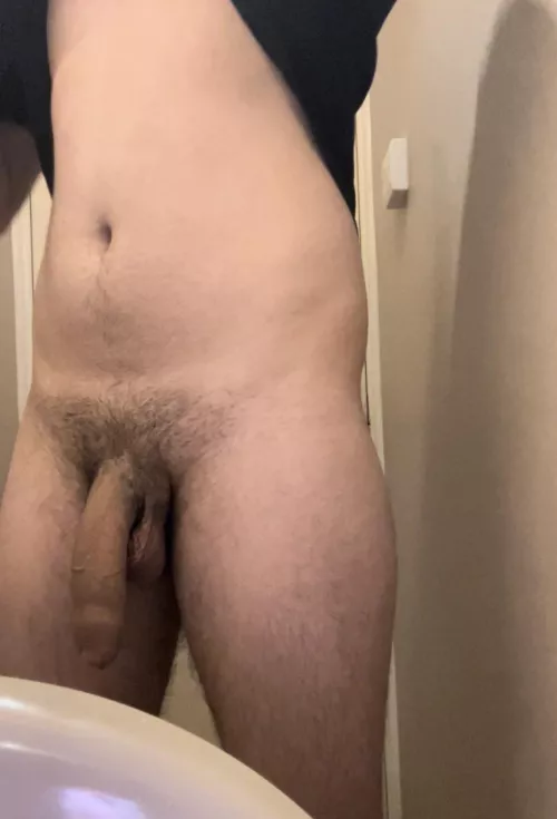 My soft uncut dick is so thick and heavy 🍆🥜 Dms open😈💦