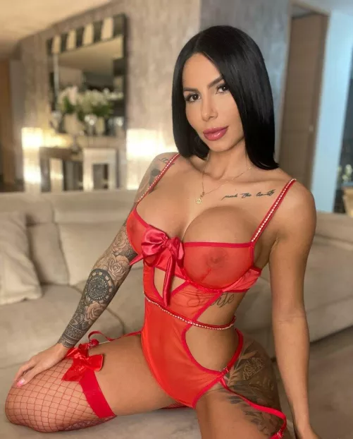 Okay this is also probably too hot i’ll just post here😁