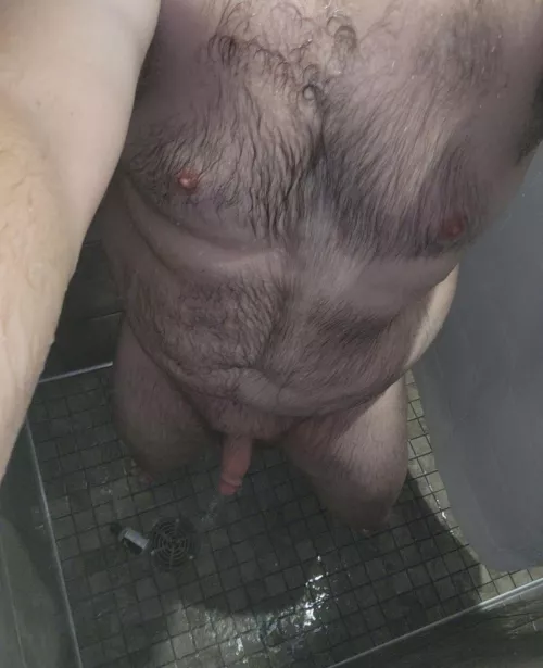 One more look at me! Hope you enjoy a good shower photo! 😉