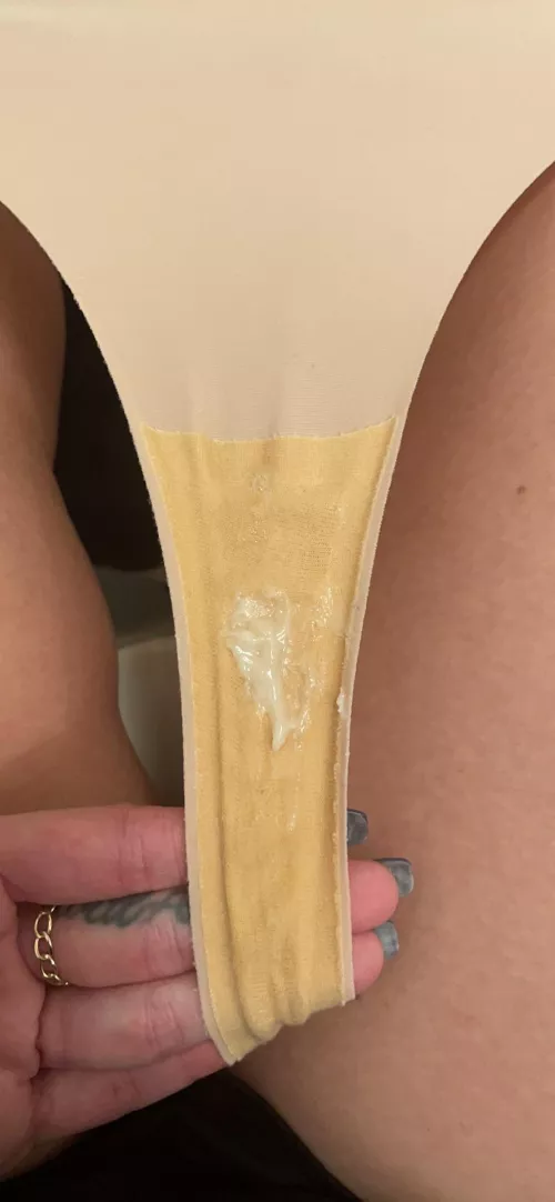 [selling] it’s ovulation week!! I’ll be extra creamy, my favorite