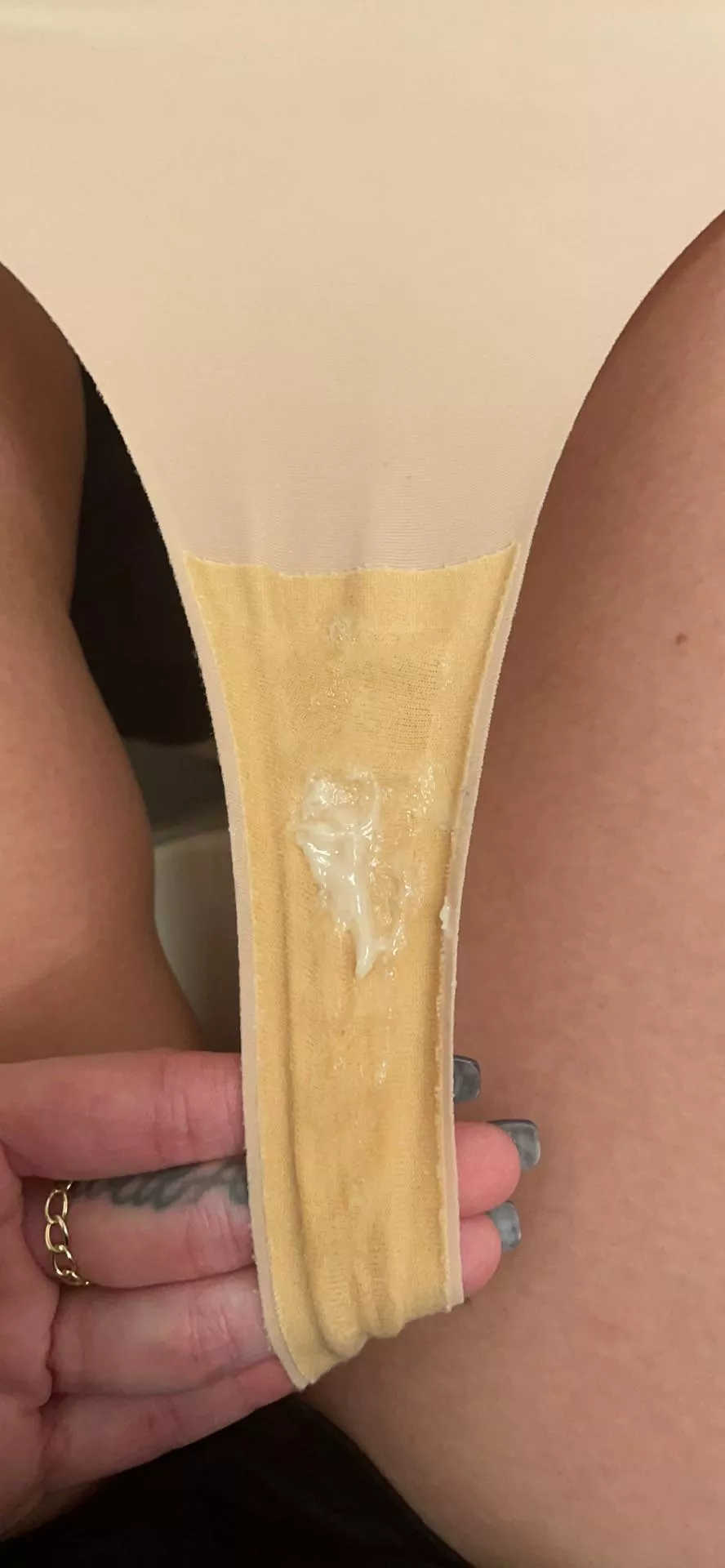 [selling] it’s ovulation week!! I’ll be extra creamy, my favorite