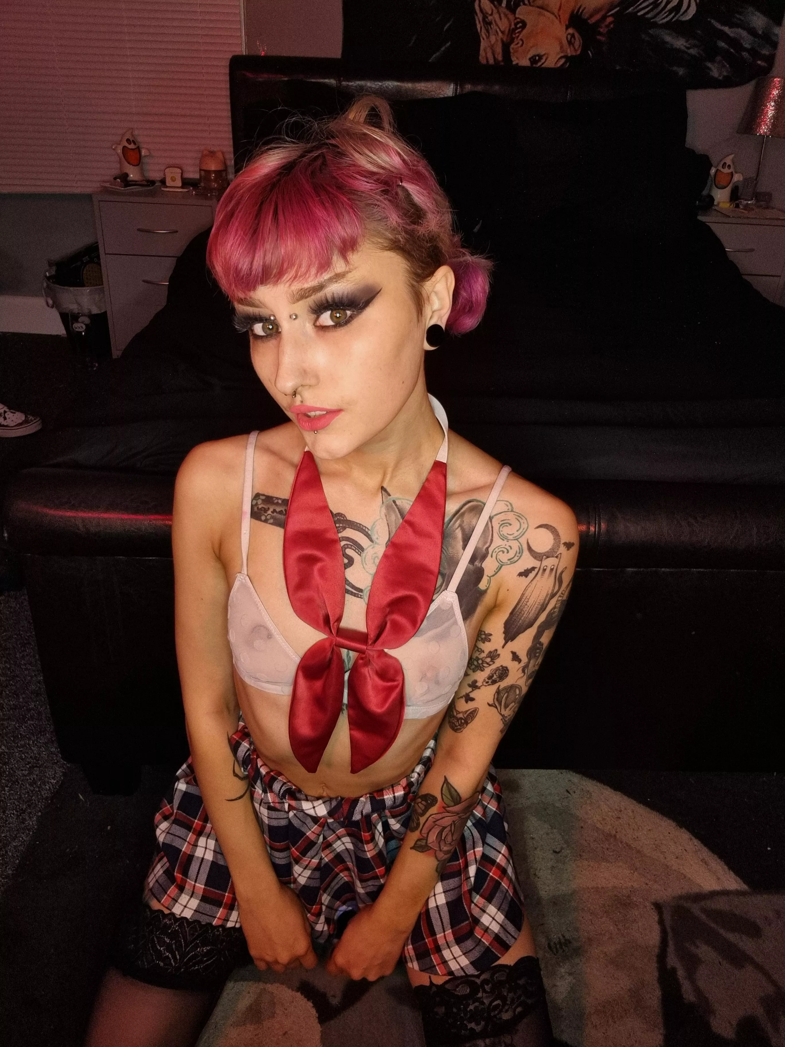 Small but ready 👅