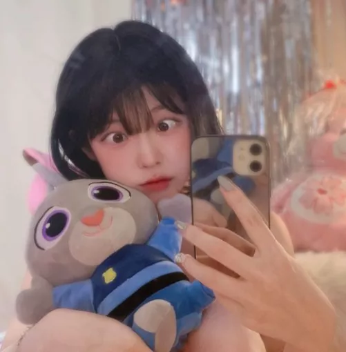 surprisingly shes over 20 :O !