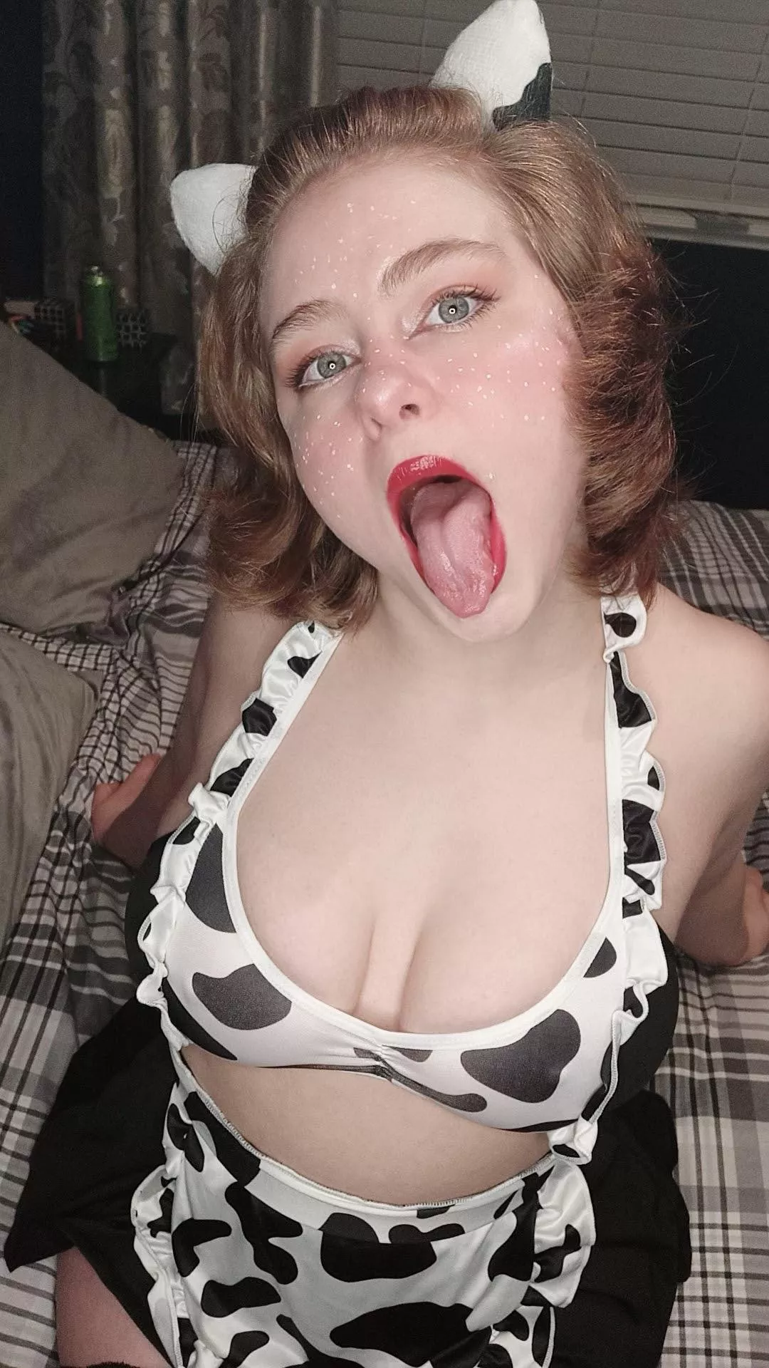 This lil cow would love some milk 🤤