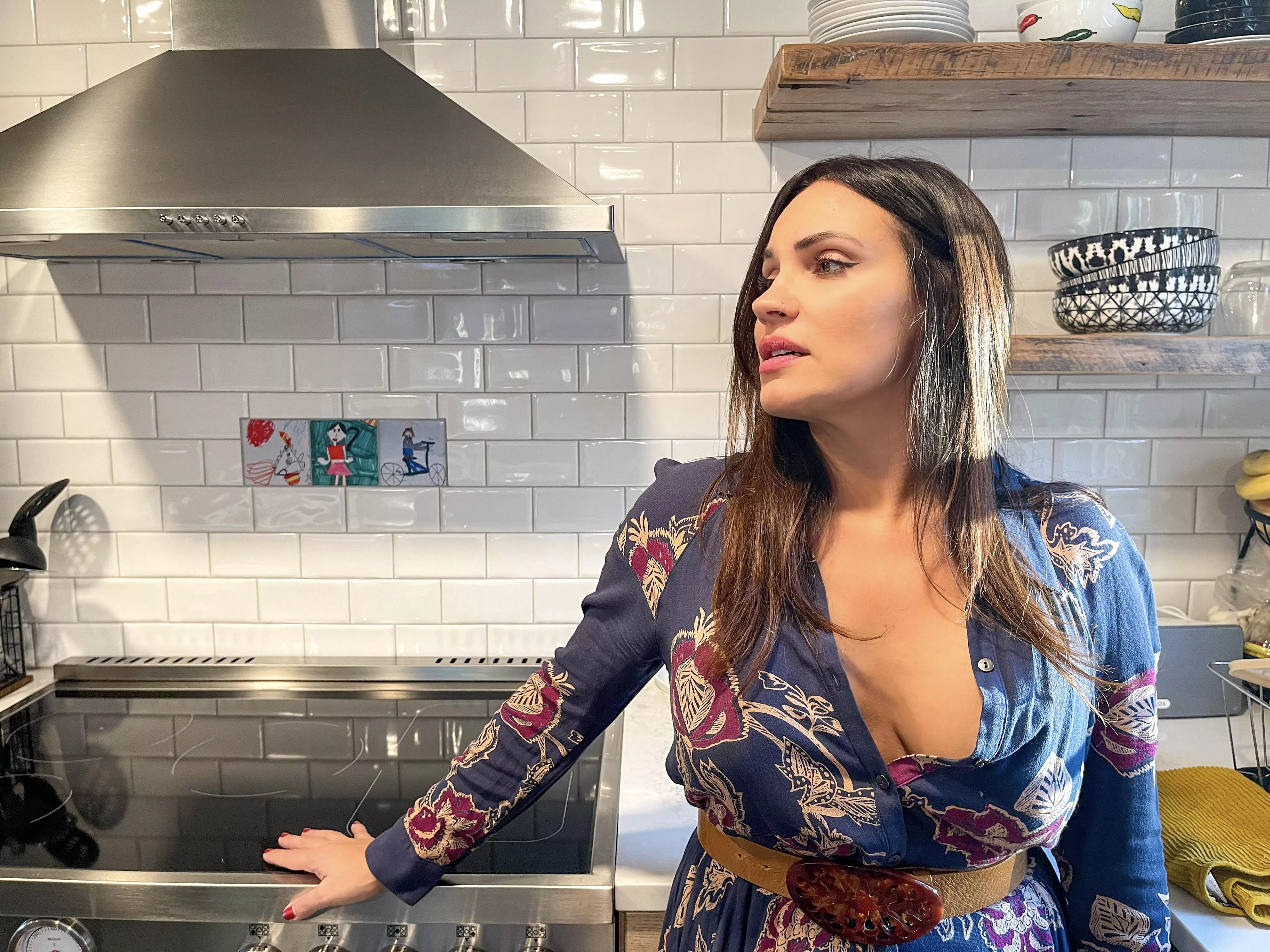 Ugh it’s so exhausting trying to entice unexpecting victims into my milf lair. 💋[F]