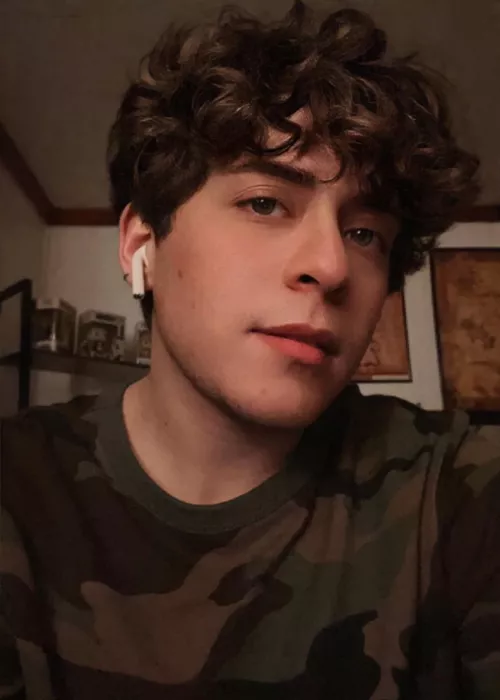 What’s your current favorite show? I finished 1899, and need more!