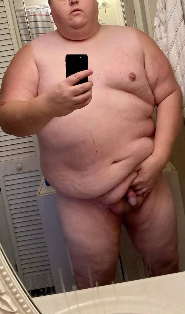 Wish I had someone to make me hard.