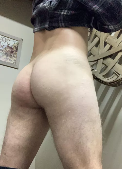 Would you fuck my ass at work?