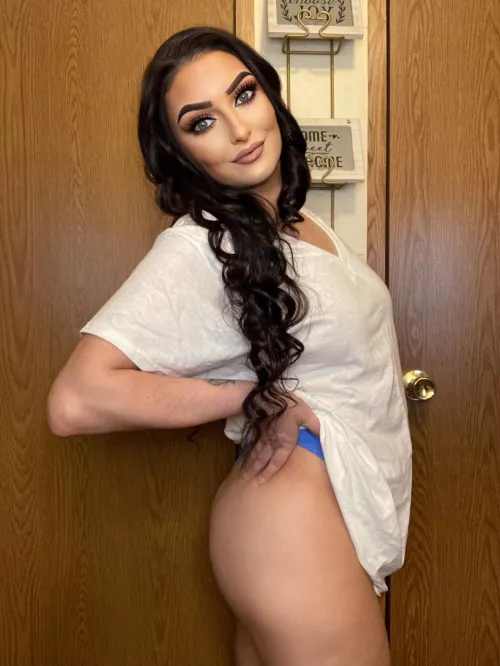 💙 You think you can handle me? I’d love to make a panty special for you! Blue Lace Trim Thong 💙 Cum check out my pinned Menu & Panty Drawer 💙