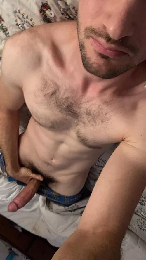 You’re the reason I wake up this hard 😍